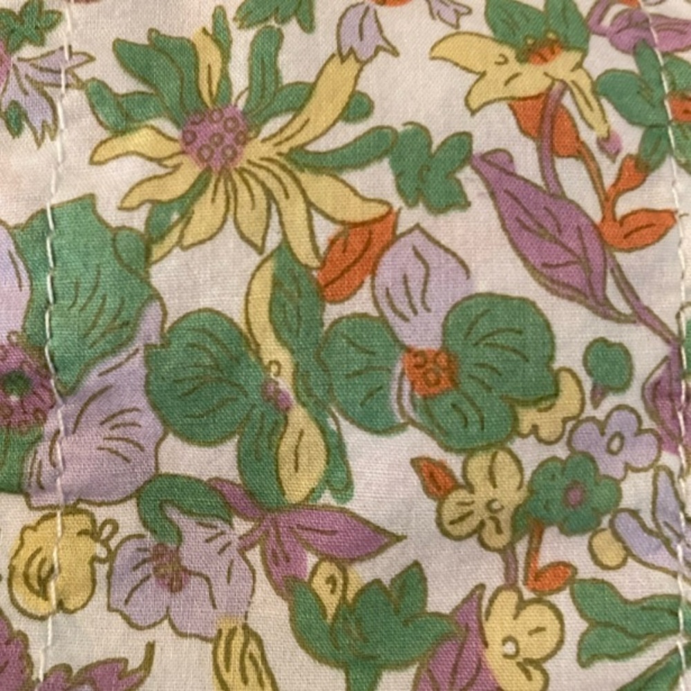 Gap Flora Button Down Top - image 3